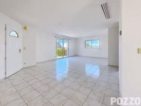 vente maison à saint-james (50240) : à vendre / 95m² saint-james