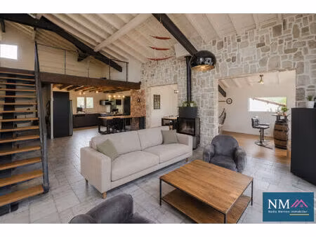 urcuit   maison familiale de 200 m² au calme  avec piscine et jardin clos de 1 000 m²