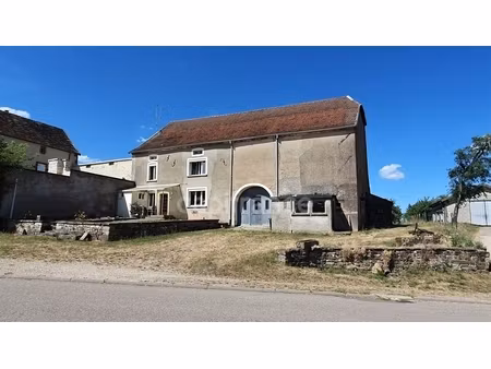 maison en pierre 4 pièces de 120m² dampierre les conflans (70)