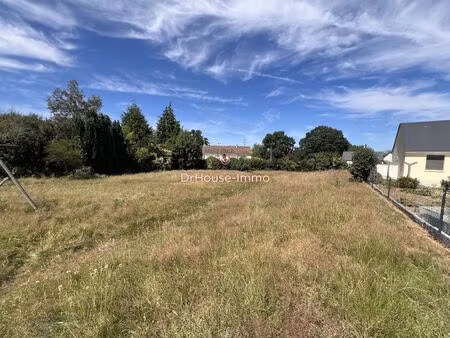 terrain à bâtir idéal de 665m² dans le charmant village de la selle-la-forge