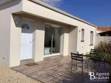 location maison meublé à saint-gilles-croix-de-vie (85800) : à louer meublé / 76m² saint-g