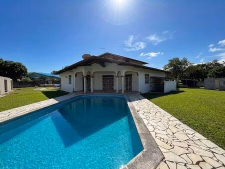 villa à vendre