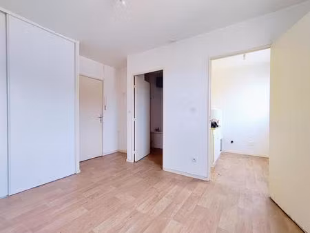 appartement t1 19m² - beauvais - 702.1.9.83