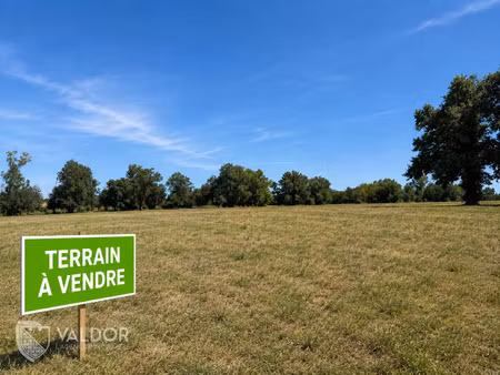 vente terrain 640 m² francheleins (01090)