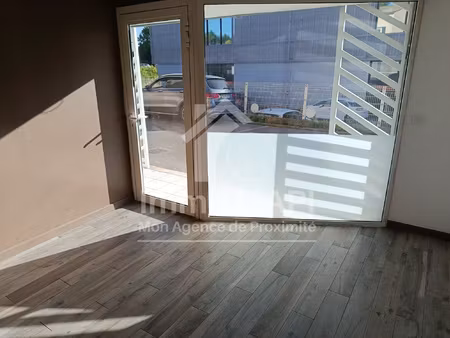 local professionnel 120 m2 - saint-jean-de-védas