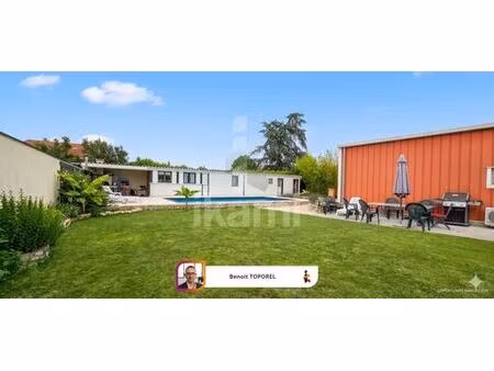 maison de luxe 2 chambres en vente à mours-saint-eusèbe  auvergne-rhône-alpes