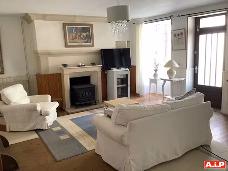vente maison 4 pièces 70 m² à bazoges-en-pareds (85390)  48 375 €
