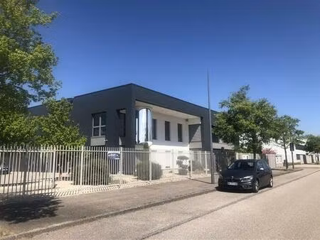 location bureau valence 963 m²
