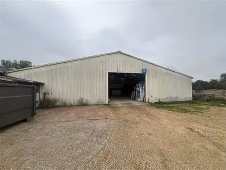 vente local d'activités fontaine le comte 434 m²