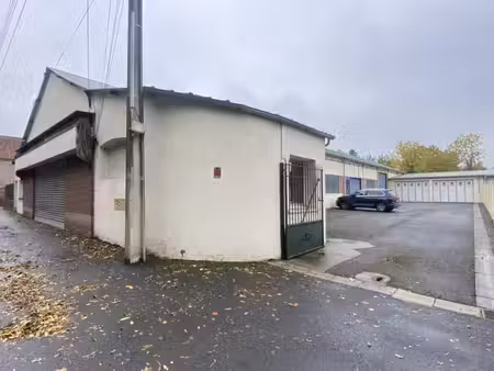 à louer fonds de commerce 587 m² – 2 500 € |proville