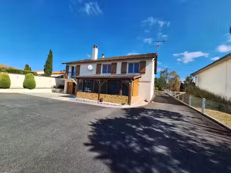 maison de village avec appartement