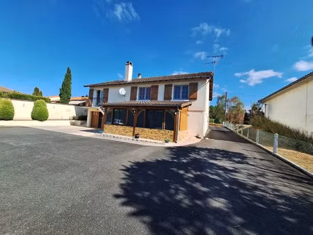 maison de village en très bon état