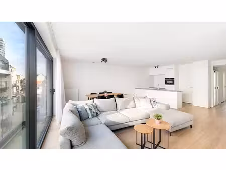 appartement te huur in knokke-heist met 2 slaapkamers