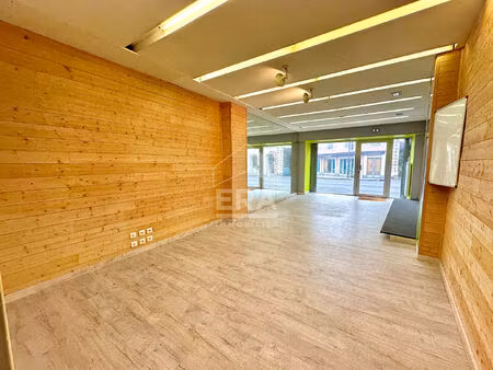 local commercial 0 pièces 48 m² à vendre / acheter pau 64000 ? | era immobilier