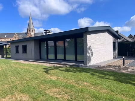 huis te huur in uitbergen met 3 slaapkamers