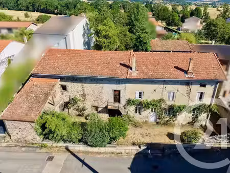 vente maison 4 pièces 265.83 m² à saint-vincent (43800)  89 000 €