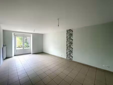 location appartement 3 pièces 86 m² à saint-marcel (08460)