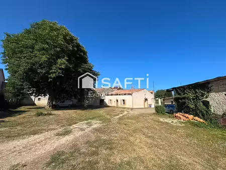 vente maison 4 pièces 119 m² à beauvoir-sur-niort (79360)  130 000 €