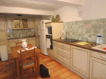 vente maison 5 pièces 128 m² à vinon-sur-verdon (83560)  171 200 €