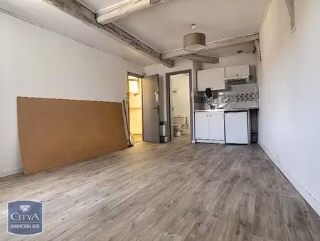 appartement à louer 1 pièce 23.81 m² - auray (56) - 350€