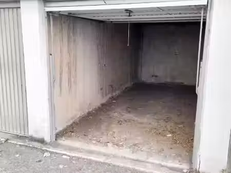 parking à louer - lille (59) - 73€