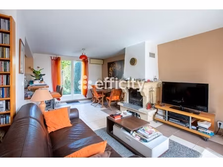 maison 5 pièces - 93 m²