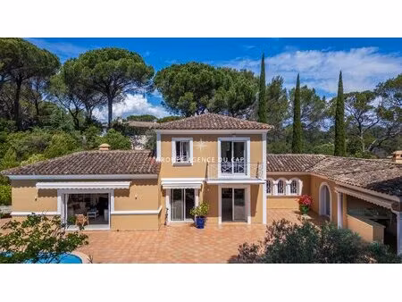 maison saint raphael 5 pièce(s) 180 m2