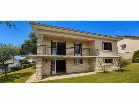 achat maison 8 pièces 188m² la roche chalais 24490