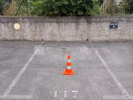 achat parking roquebrune cap martin 06190