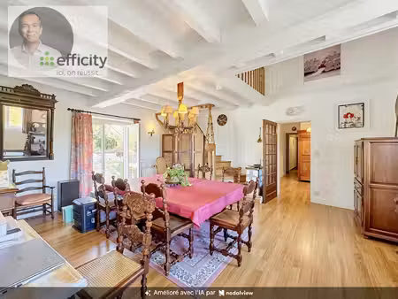 maison 7 pièces - 140 m²