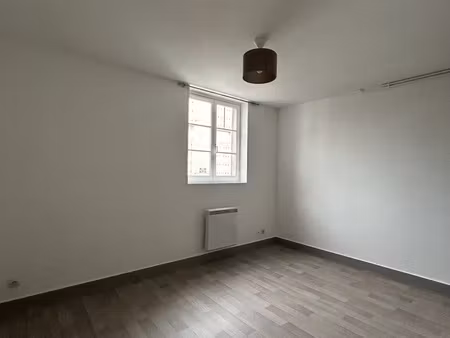 appartement meublé de type t2 - proche centre