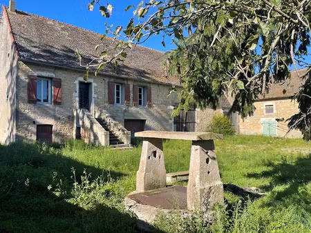 vente ferme 7 pièces 154.37 m² à buxy (71390)  190 200 €