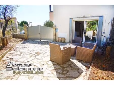 t2 - 33.8m ²