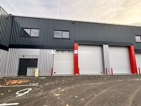 location local d’activités bruguieres 31150 942m²