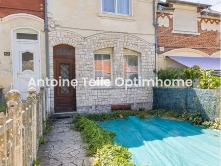 le cateau 59360 - maison à rafraichir avec garage & jardin clos