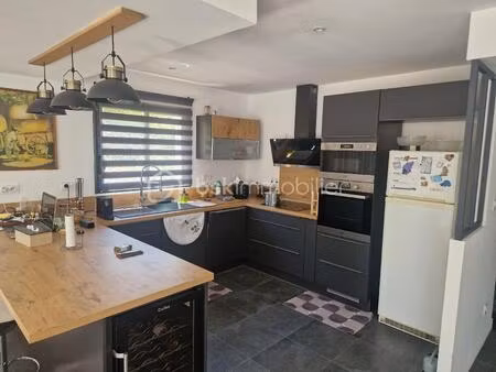 maison de 91 m² à vacquiers