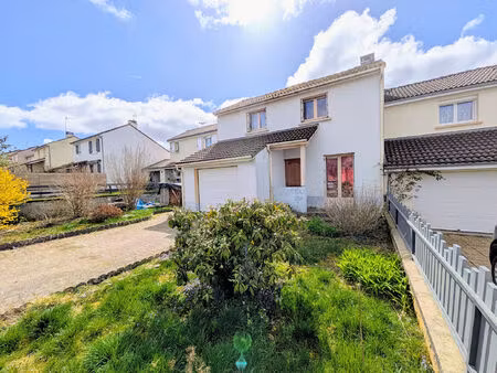 maison naucelles - 3 chambres - 86 m2 - garage -terrain