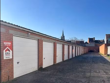 garage te koop in de panne