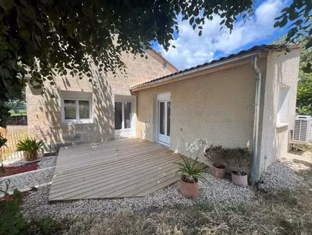 vente maison 3 pièces 90 m² à lussac (33570)  218 000 €