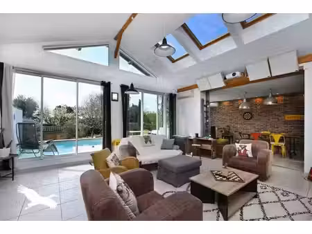 vente maison 6 pièces 179 m² soyaux (16800)