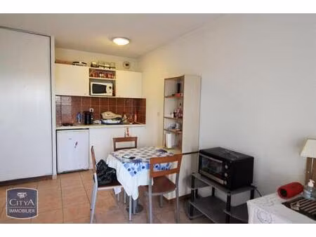 location appartement 1 pièce 31m² trets 13530