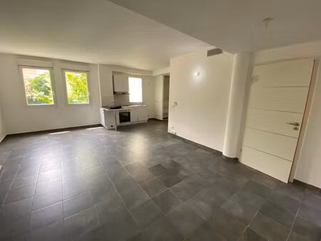 location appartement 3 pièces 63m² marseille 6ème