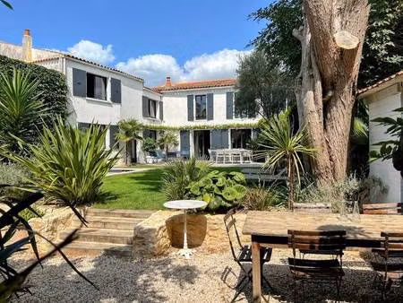 vente maison 7 pièces 200 m² nieul-sur-mer (17137)