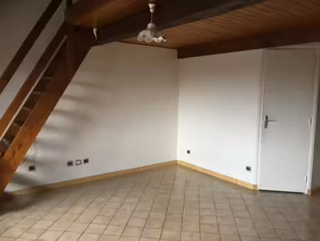 saint just - 1 pièce(s) - 24.30 m2