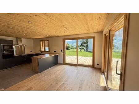 chalet au cœur du village de taninges !