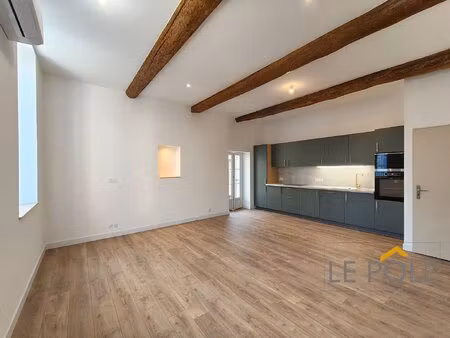 appartement entierement renove avec balcon