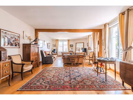 achat maison 9 pièces 195m²
