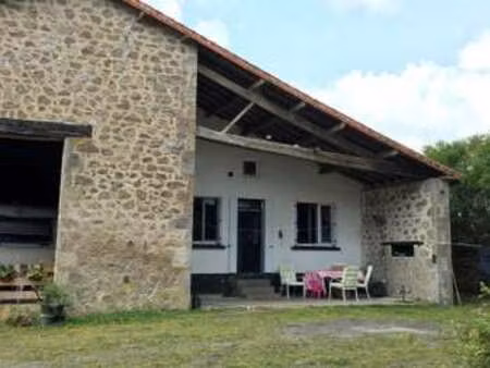 vente maison à clessé (79350) : à vendre / 233m² clessé