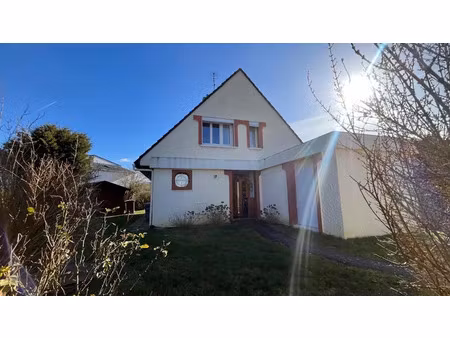 vente maison 5 pièces 137 m² à courcouronnes (91080)  349 900 €