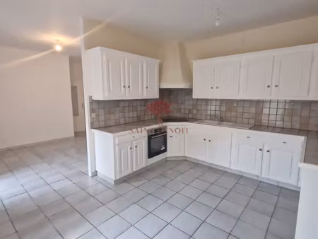 location appartement 3 pièces avec balcon au 1er et 2ème éta